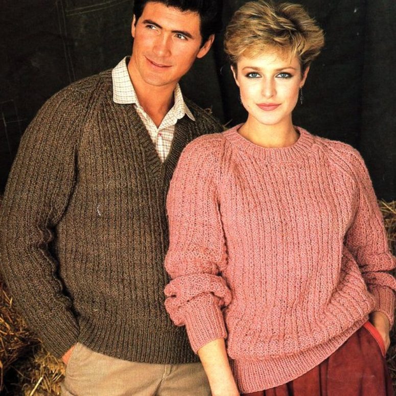 Easy Round & V Neck Ribbed Raglan Sweater Womens Mens 34"- 44" ~  Chunky 12 Ply Knitting Pattern PDF Instant download