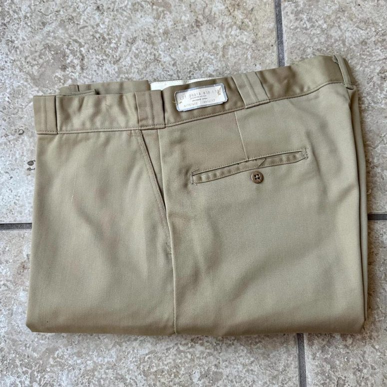 Deadstock 1960s Khaki Cotton Twill Chinos | 36 x 32 | KLONDIKE Ivy League Trad NOS